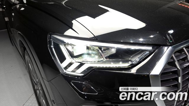 Audi Q3 35 TDI Premium