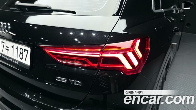 Audi Q3 35 TDI Premium