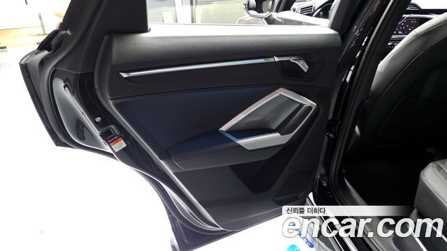 Audi Q3 35 TDI Premium