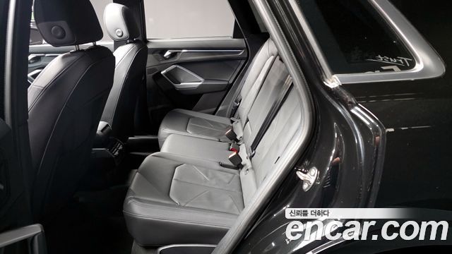 Audi Q3 35 TDI Premium