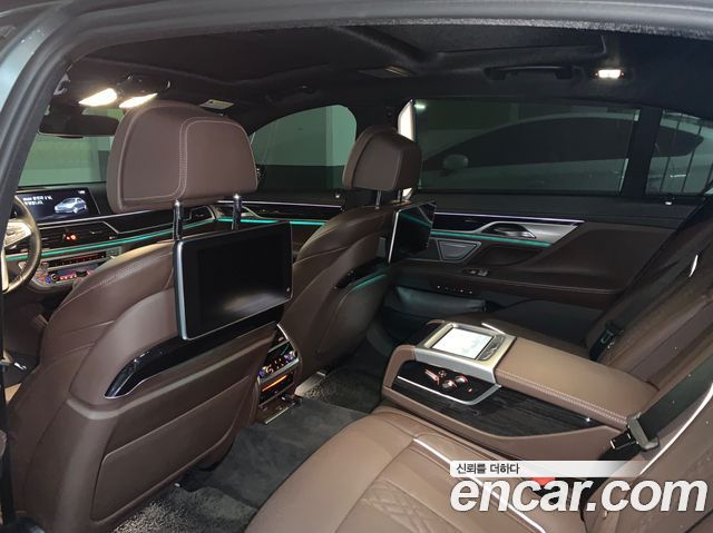 BMW 7-Series 740Ld xDrive M Sport