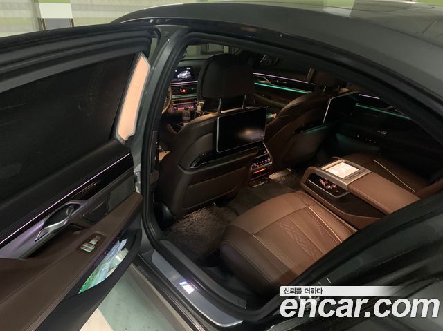 BMW 7-Series 740Ld xDrive M Sport