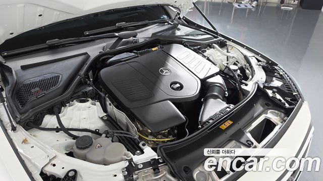 Mercedes-Benz E-Class E200 AMG Line