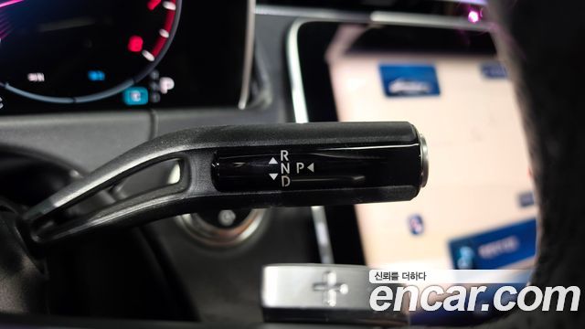Mercedes-Benz E-Class E200 AMG Line