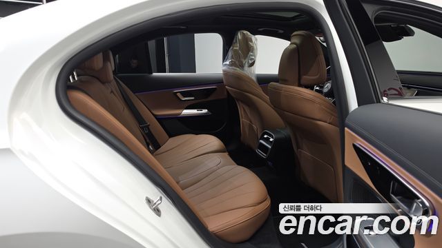 Mercedes-Benz E-Class E200 AMG Line