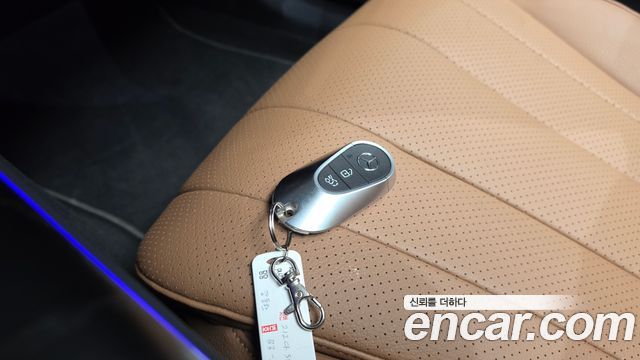 Mercedes-Benz E-Class E200 AMG Line