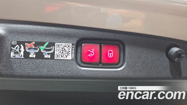 Mercedes-Benz E-Class E200 AMG Line