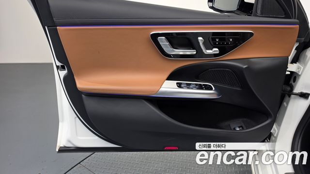 Mercedes-Benz E-Class E200 AMG Line