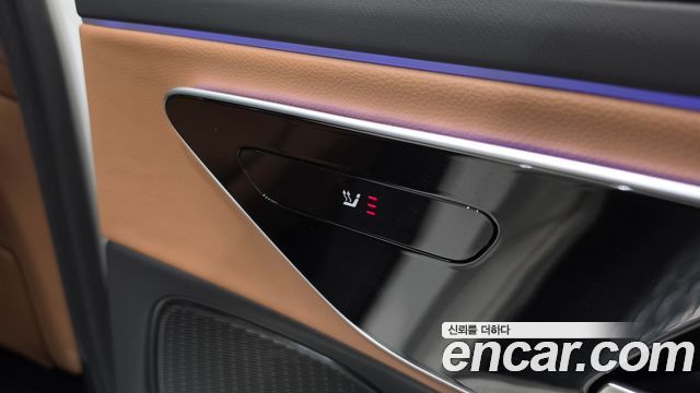 Mercedes-Benz E-Class E200 AMG Line