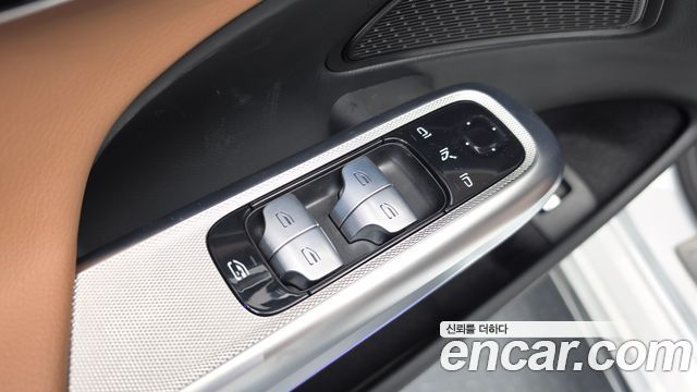 Mercedes-Benz E-Class E200 AMG Line