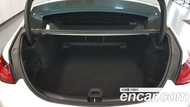 Mercedes-Benz C-Class C300 4MATIC Avantgarde