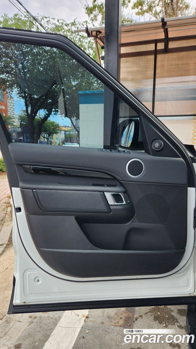 Land Rover Discovery 2.0 SD4 SE