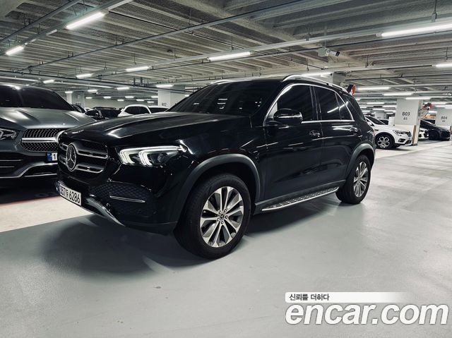 Mercedes-Benz GLE-Class GLE300d 4MATIC