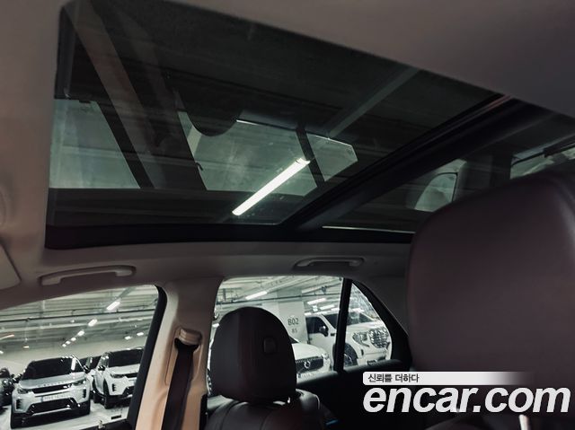 Mercedes-Benz GLE-Class GLE300d 4MATIC