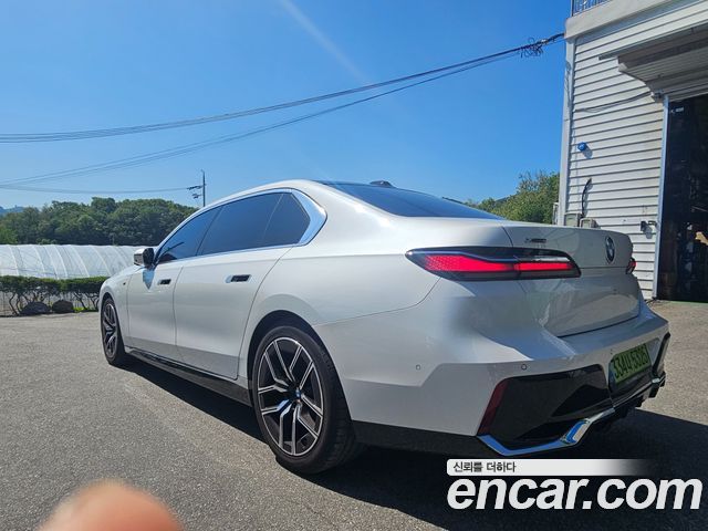 BMW 7-Series 740d xDrive M Sport