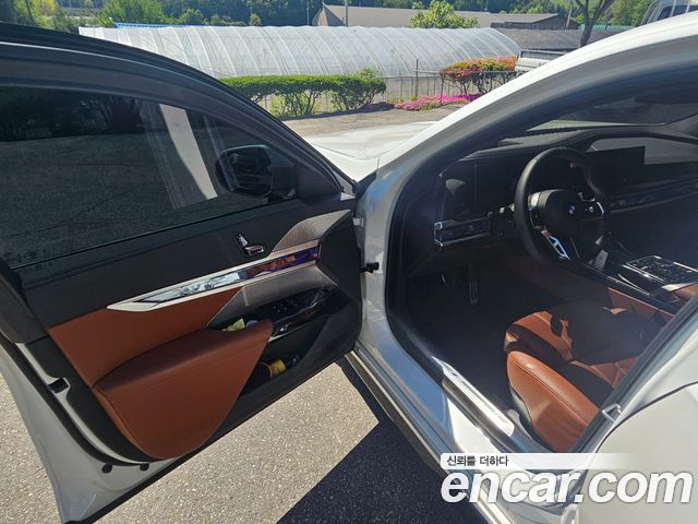 BMW 7-Series 740d xDrive M Sport