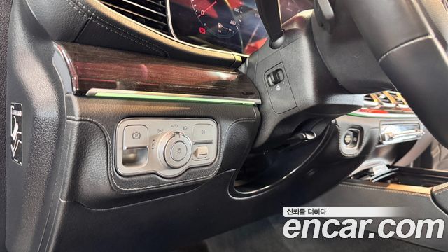 Mercedes-Benz GLE-Class GLE300d 4MATIC