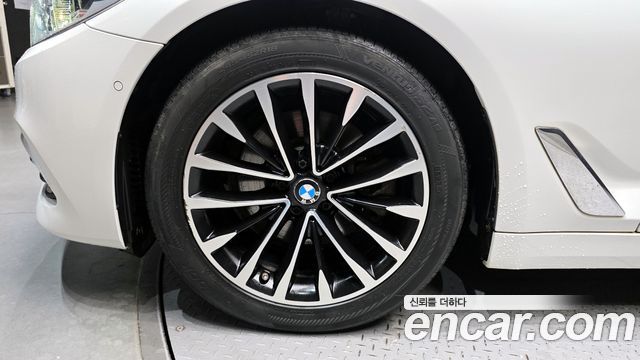 BMW 5-Series 520d Luxury Plus