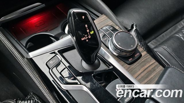 BMW 5-Series 520d Luxury Plus