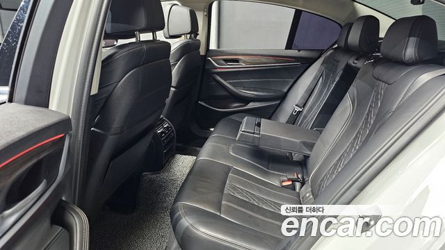 BMW 5-Series 520d Luxury Plus