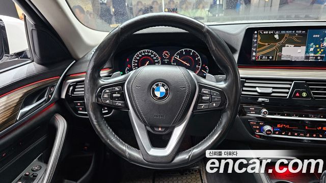 BMW 5-Series 520d Luxury Plus