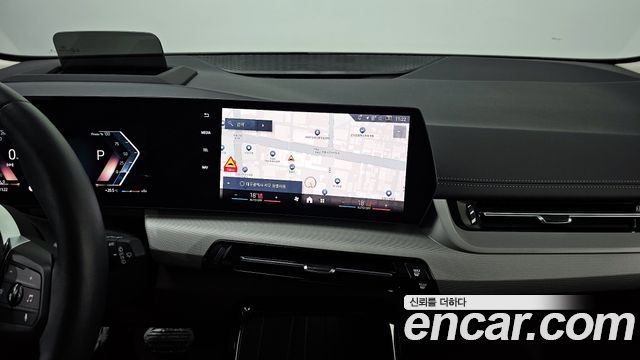 BMW 2-Series 220i Advantage