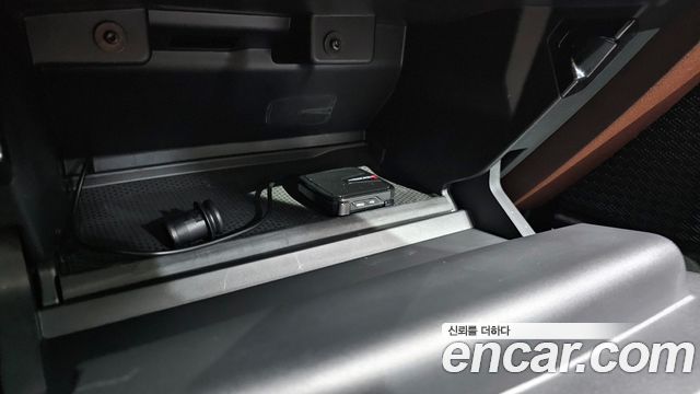 BMW 2-Series 220i Advantage