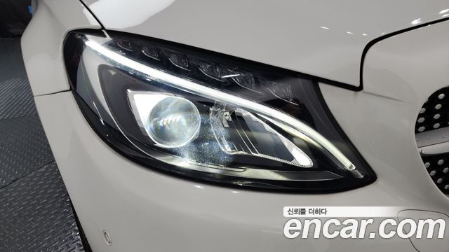 Mercedes-Benz C-Class C200 Cabriolet
