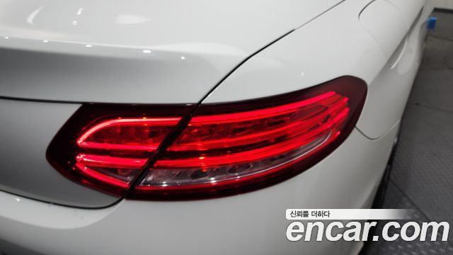 Mercedes-Benz C-Class C200 Cabriolet