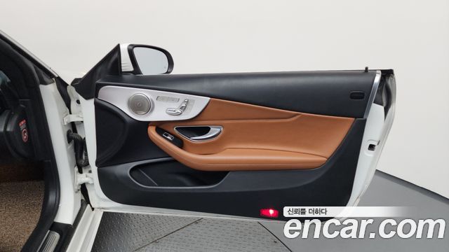 Mercedes-Benz C-Class C200 Cabriolet
