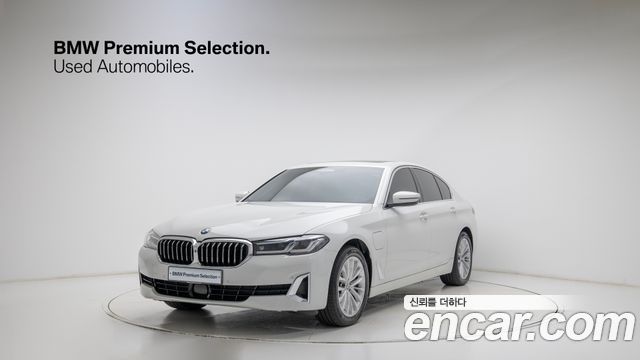 BMW 5-Series 530e Luxury