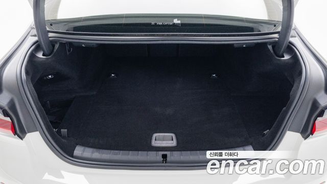 BMW 5-Series 530e Luxury