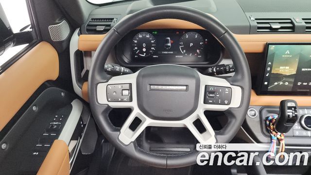 Land Rover Defender 130 D300 X-Dynamic HSE