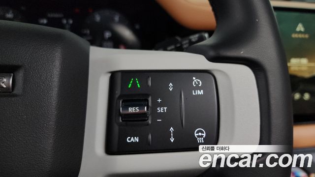 Land Rover Defender 130 D300 X-Dynamic HSE