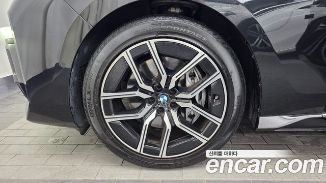 BMW 7-Series 740i sDrive M Sport