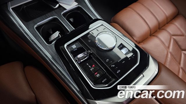 BMW 7-Series 740i sDrive M Sport