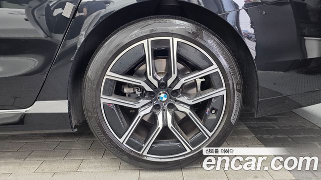 BMW 7-Series 740i sDrive M Sport