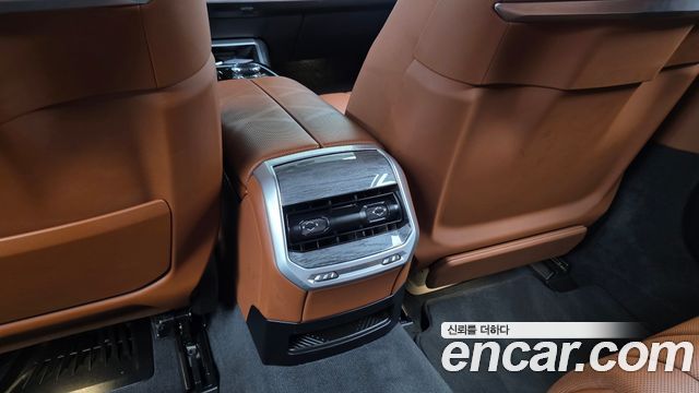 BMW 7-Series 740i sDrive M Sport