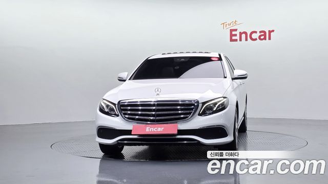 Mercedes-Benz E-Class E220d Exclusive