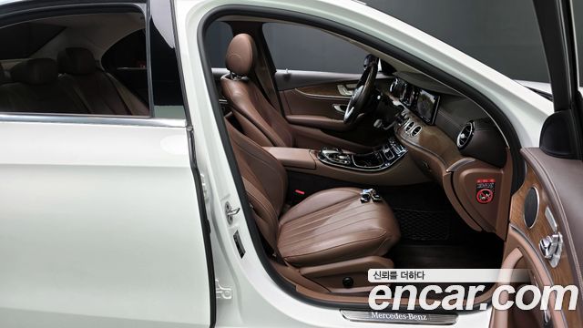 Mercedes-Benz E-Class E220d Exclusive