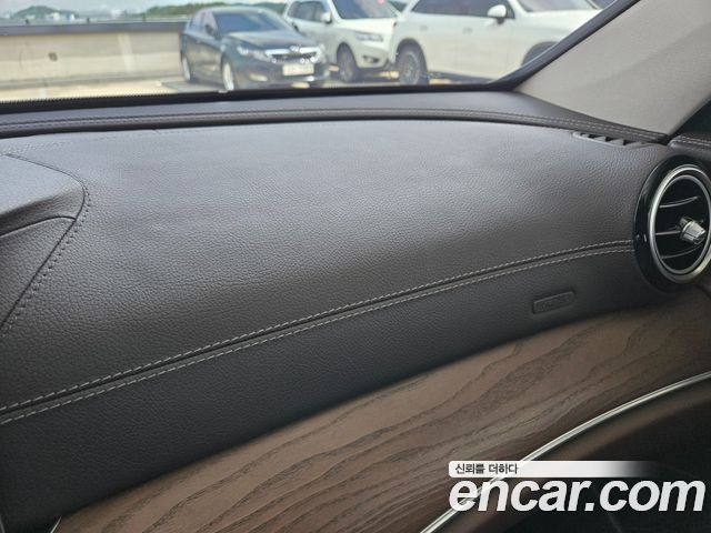 Mercedes-Benz E-Class E220d Exclusive
