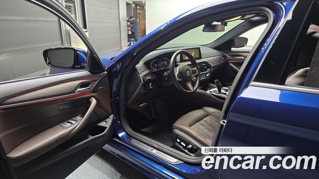 BMW 5-Series 530i xDrive M Sport Package Plus