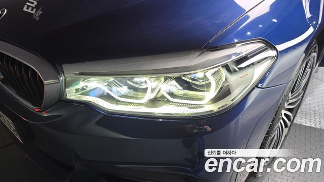 BMW 5-Series 530i xDrive M Sport Package Plus