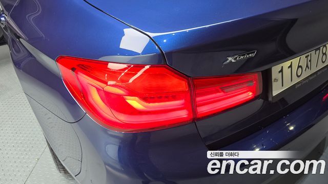 BMW 5-Series 530i xDrive M Sport Package Plus
