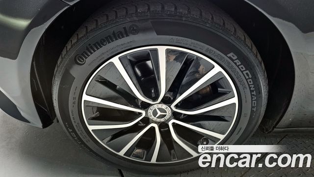 Mercedes-Benz C-Class C200