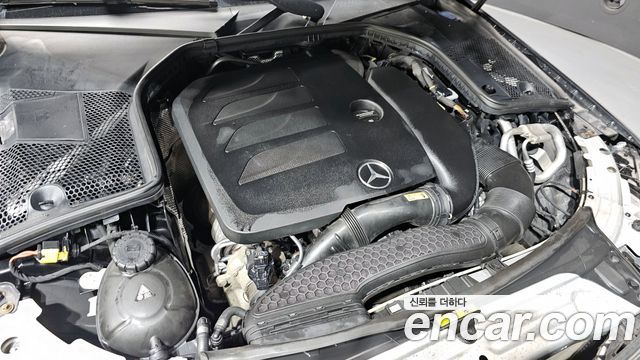 Mercedes-Benz C-Class C200