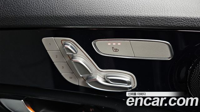 Mercedes-Benz C-Class C200