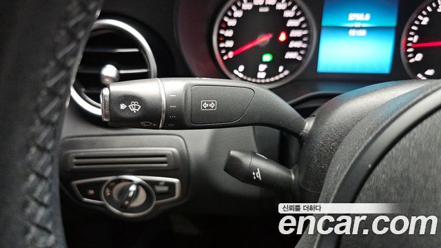 Mercedes-Benz C-Class C200