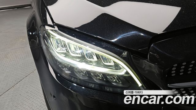Mercedes-Benz C-Class C200
