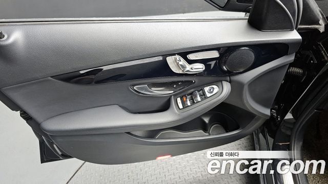 Mercedes-Benz C-Class C200